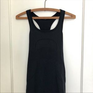 Lululemon swiftly tech